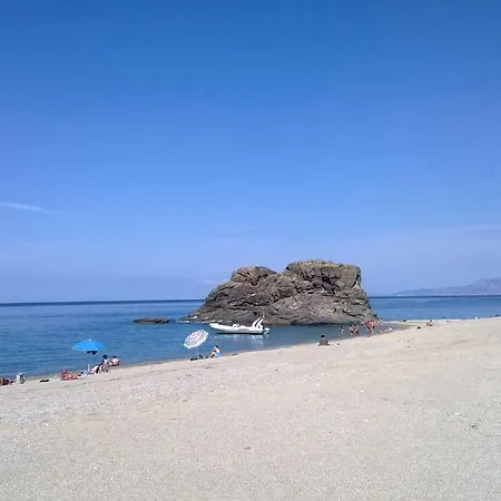 Sosta Camper Praiola&camere 3* Palmi